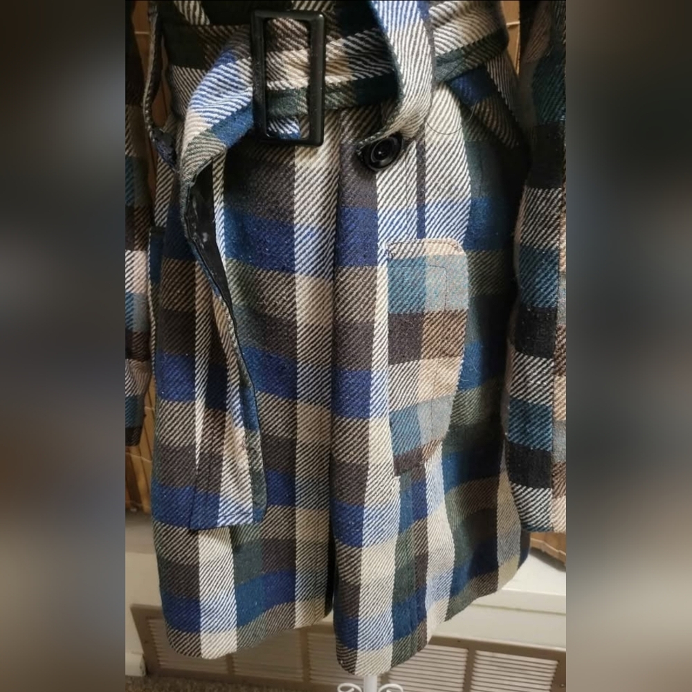 Womans Jacket - Picture 5 of 10